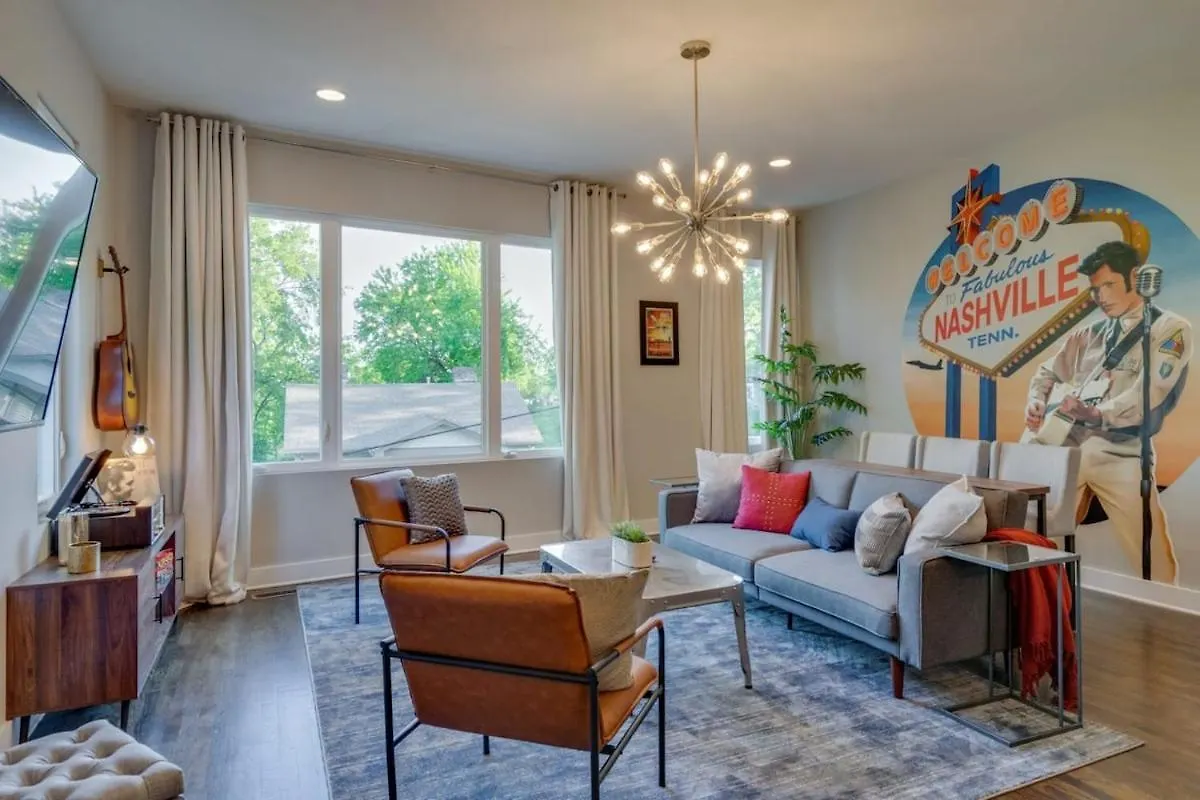 New Nashvegas Downtown Rooftop City Views 13Beds Nashville